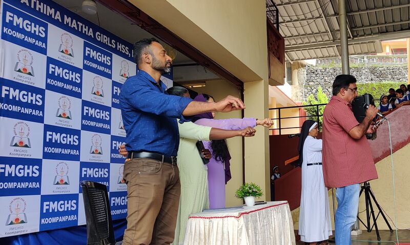 പ്രമാണം:29040-Peppatti vishabadha Class-1.jpg