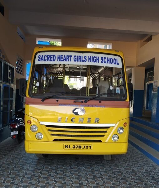പ്രമാണം:31076 bus.jpg