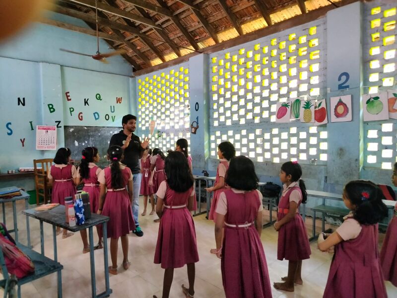 പ്രമാണം:35403 karate.jpeg