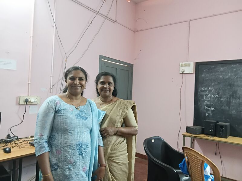 പ്രമാണം:39001 kite mistress.jpg