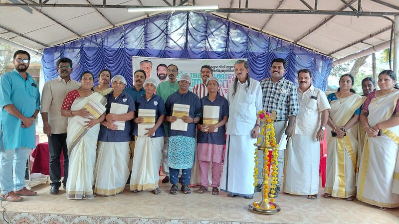 പ്രമാണം:44244 onappudava 2025 7.jpg