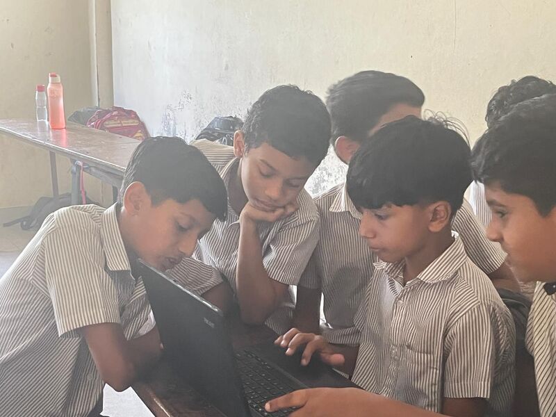 പ്രമാണം:47478 COMPUTER LAB.jpeg