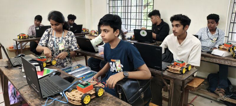 പ്രമാണം:LK District Camp TVM17.jpeg