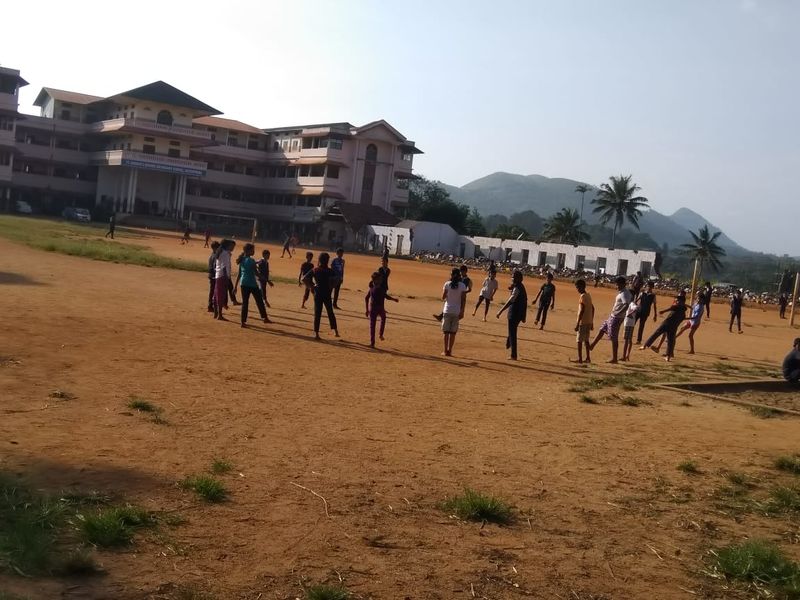 പ്രമാണം:SPORTS PRACTICE & COMPETITIONS SGHSS25.jpg