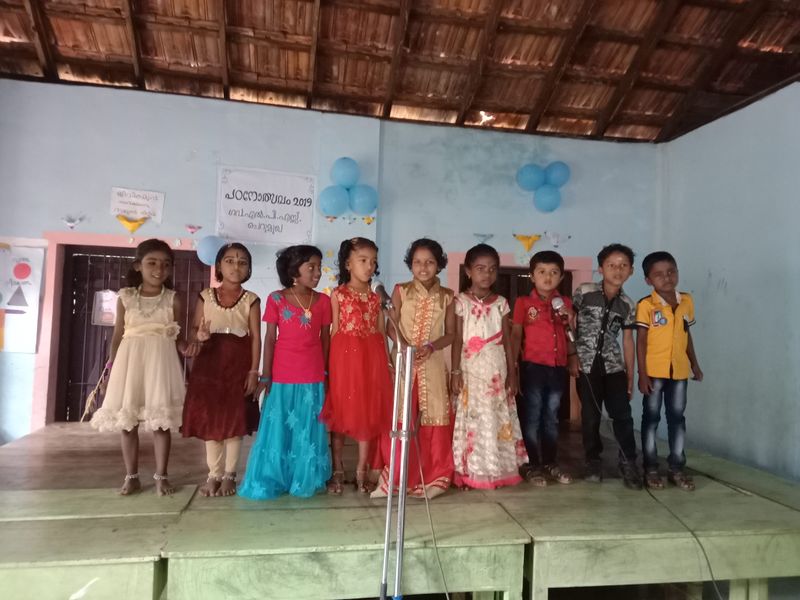 പ്രമാണം:പഠനോത്സവം 88.jpg