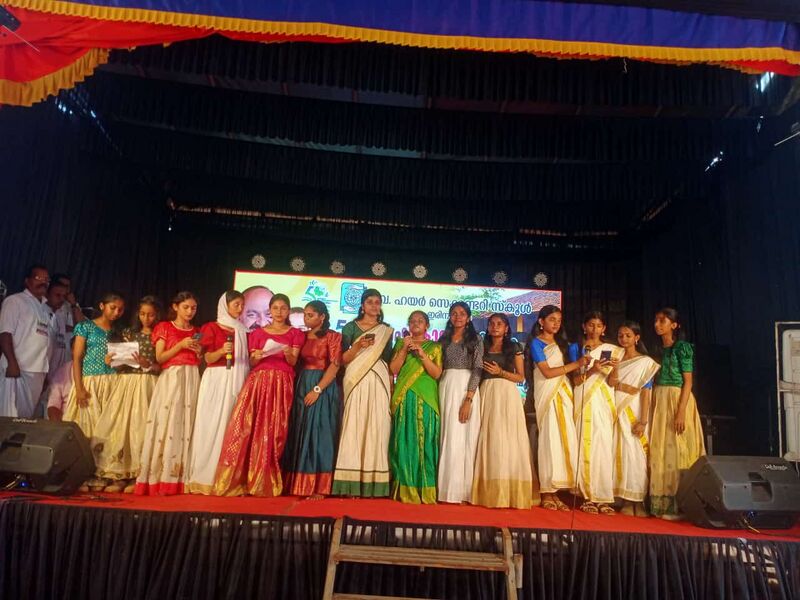 പ്രമാണം:19066 varshikam1.jpg