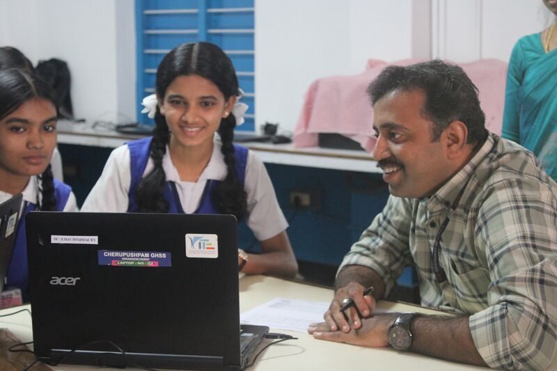 പ്രമാണം:21001 sir class.resized.JPG