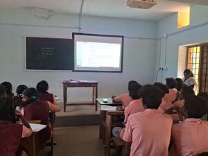 30009 High-tech class room.jpg