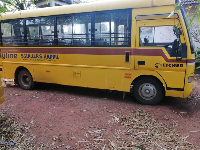 പ്രമാണം:48554 bus1.jpg