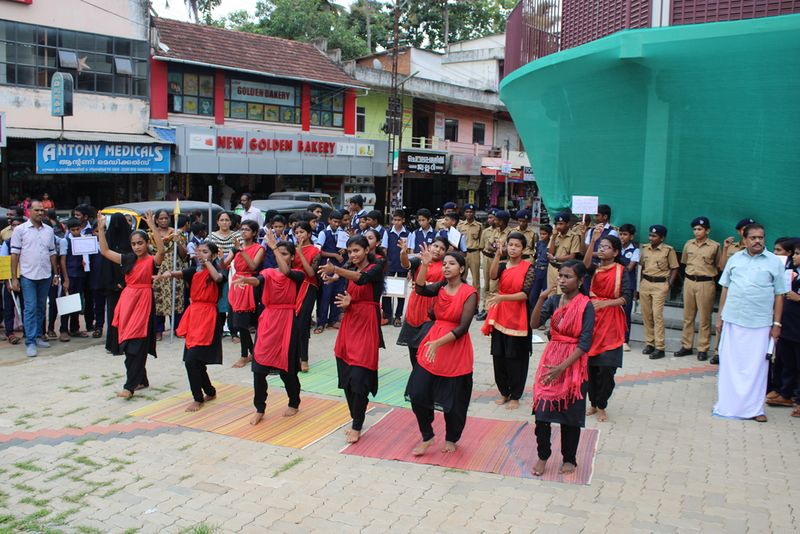 പ്രമാണം:Anti-drugs day.JPG