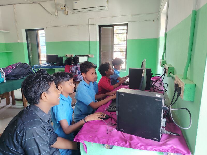 പ്രമാണം:ECUBE 3.jpg