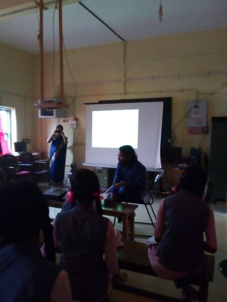 പ്രമാണം:13121 lunar quiz 6.jpg