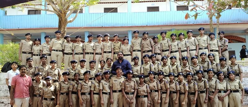 പ്രമാണം:14028 spcmoti.jpg