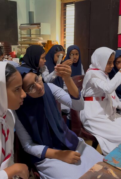 പ്രമാണം:18103 science lab 3.jpg