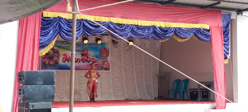 പ്രമാണം:21072 Kalolsavam 24.jpg