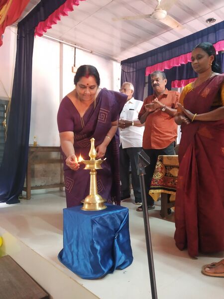 പ്രമാണം:29007 2001.jpg