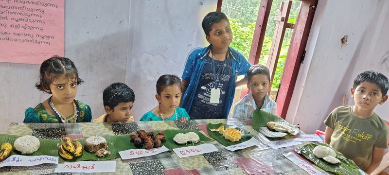 പ്രമാണം:37561 പലഹാരമേള.jpeg