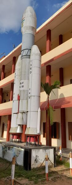 പ്രമാണം:43010 Rocket model.jpg