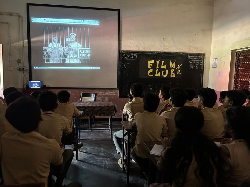 പ്രമാണം:Film 25 2.jpeg