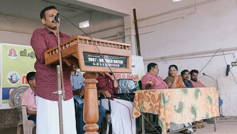 പ്രമാണം:12044 padanolsavam2.jpg