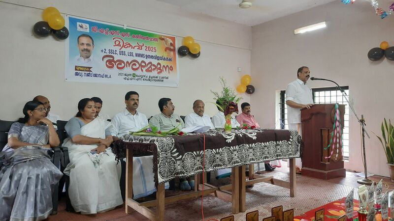 പ്രമാണം:2025 Mikavu 3.jpeg