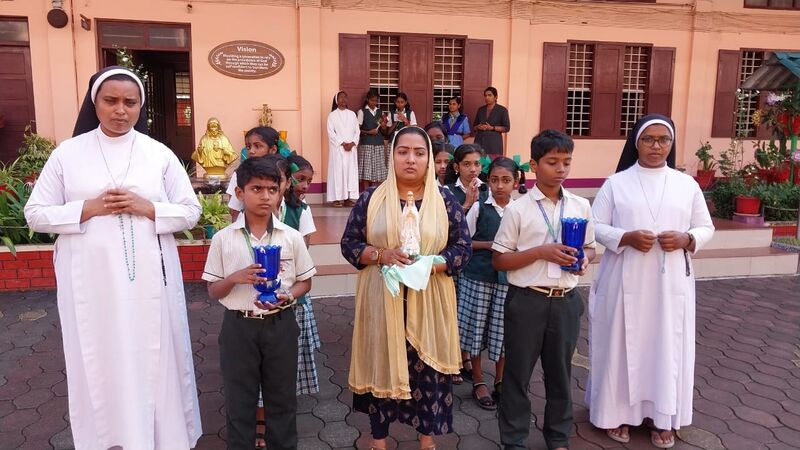 പ്രമാണം:23027 350.jpg