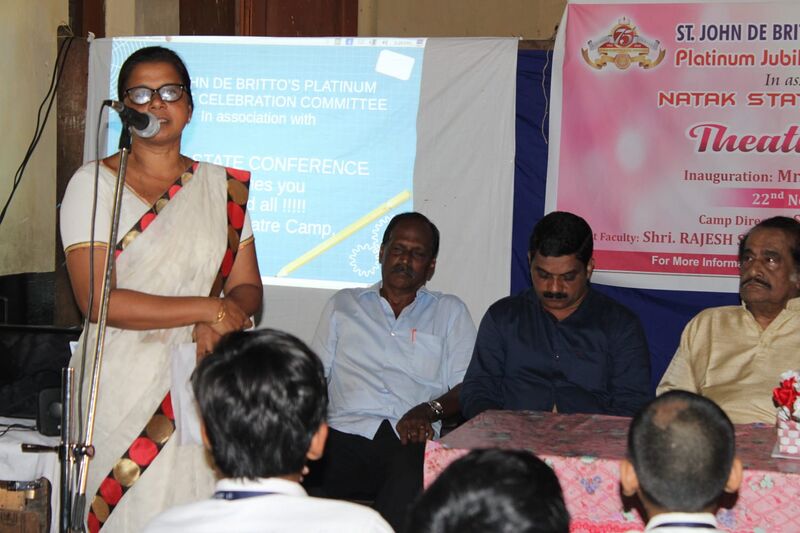 പ്രമാണം:26013 Theater Camp3.jpeg