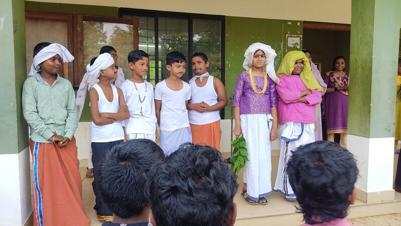 പ്രമാണം:34032 lk Bhasheerdinam.jpg