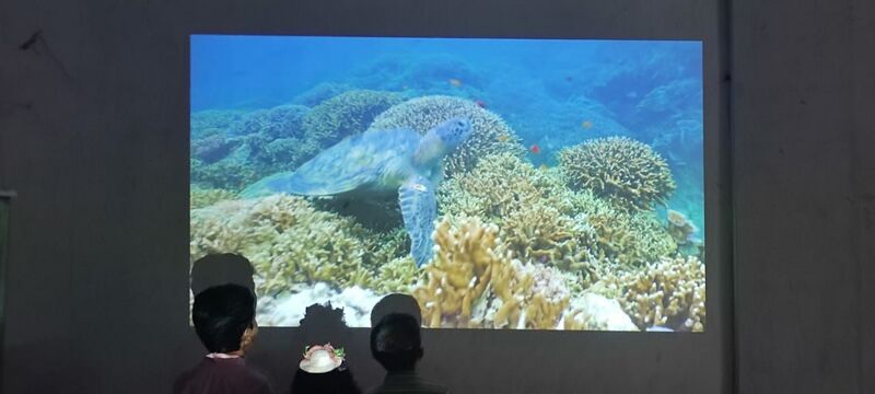 പ്രമാണം:39528 hitech presentation.jpg