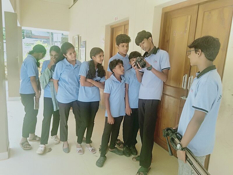 പ്രമാണം:42054-Camerateam-LK camp.jpg