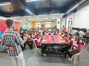 43031 1Field visit.jpg