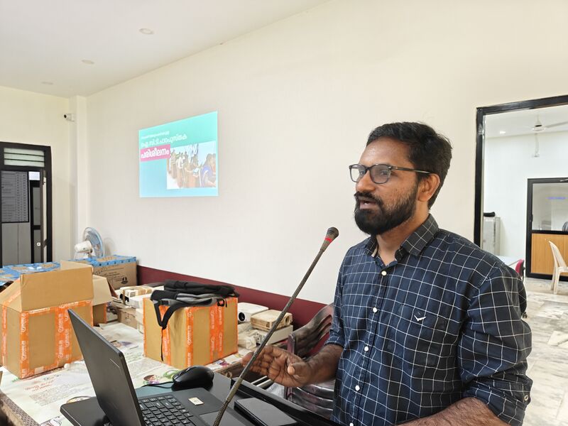 പ്രമാണം:Drcmlp-std-6 aug11-3.jpg