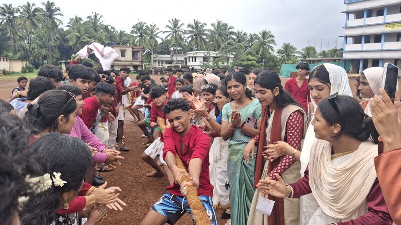 പ്രമാണം:12060 KSD ONAM4.jpg