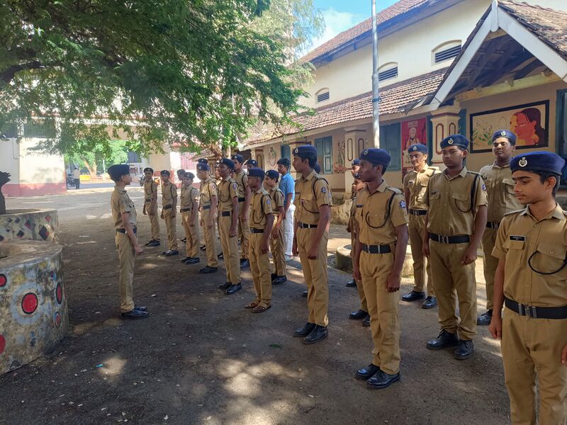 പ്രമാണം:22034- school old block.jpg