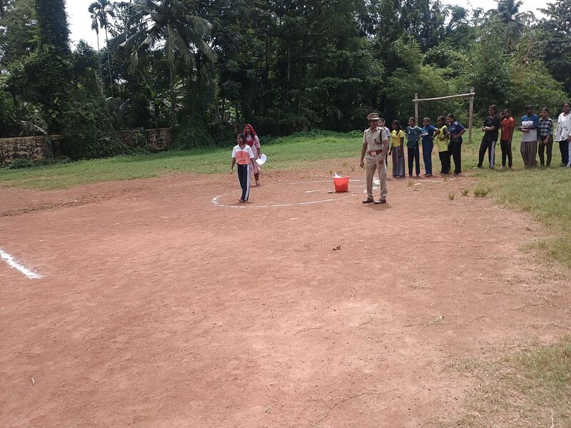 പ്രമാണം:35059-2025-26-SPC-Entrance-Physical test-1.jpg