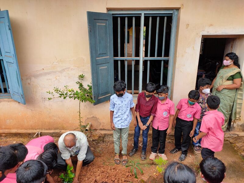 പ്രമാണം:42024 paristhithidinam1.jpeg