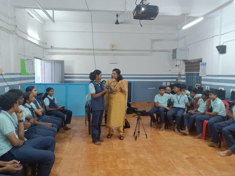 പ്രമാണം:SCHOOL CAMP2.jpg