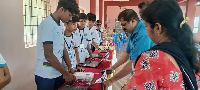 പ്രമാണം:11007 Robofest 312.jpeg