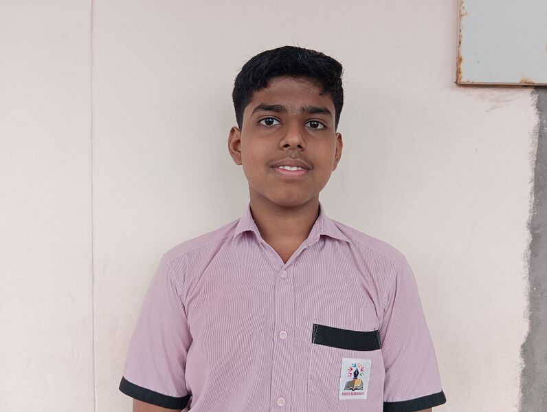 പ്രമാണം:12027 madhav.jpg