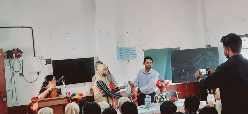 പ്രമാണം:13055 cc2.jpeg