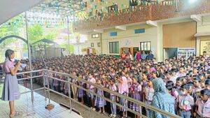 13379-reading day assembly.jpeg