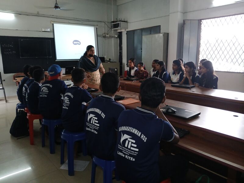 പ്രമാണം:21060-lk media camp 11.jpg