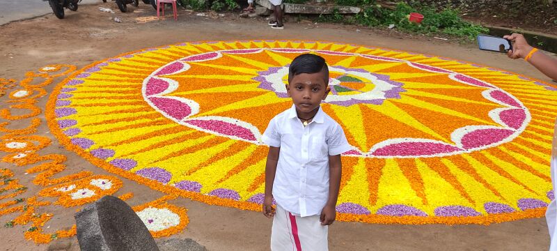 പ്രമാണം:21302-onam2021 37.jpg
