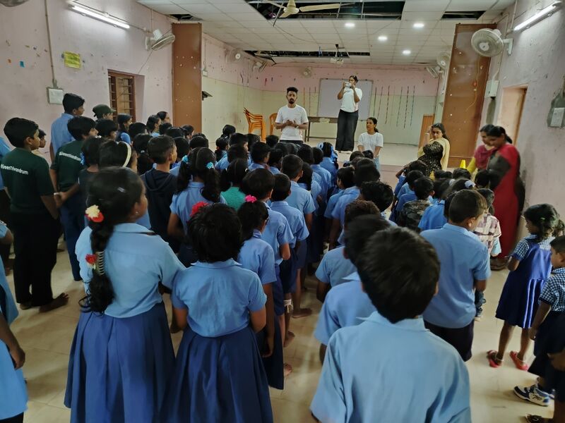 പ്രമാണം:43252 game 3.jpg