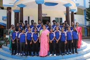 44047 little kites.jpg