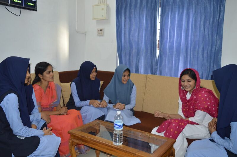 പ്രമാണം:48002-hamna ifs PM.jpeg