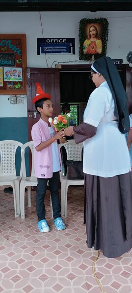 പ്രമാണം:BIRTHDAY WISHING.jpg