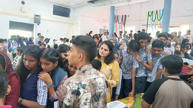 പ്രമാണം:Drcmlp-lk-mik 27.jpg