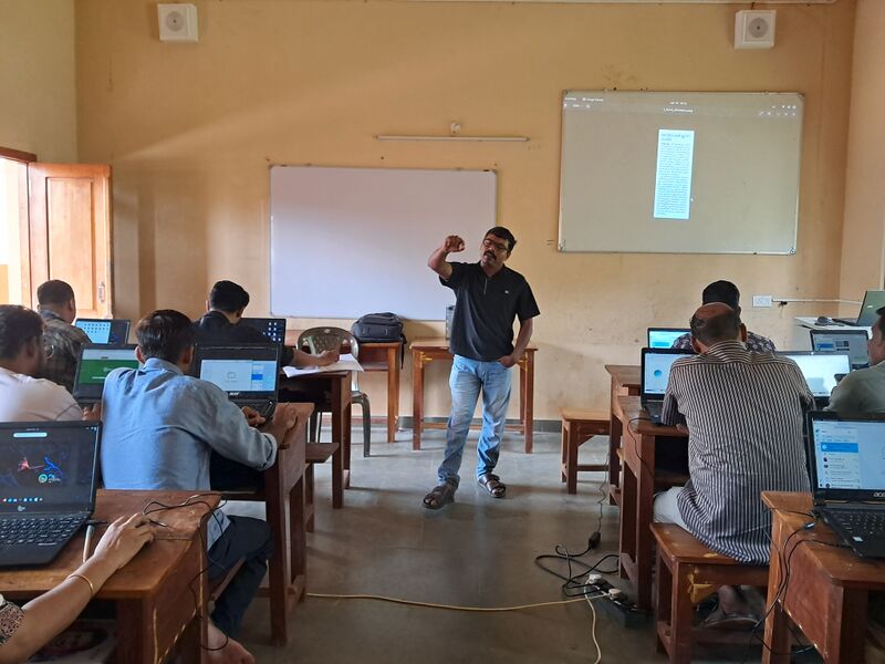 പ്രമാണം:Drcmlp tb 111.jpg