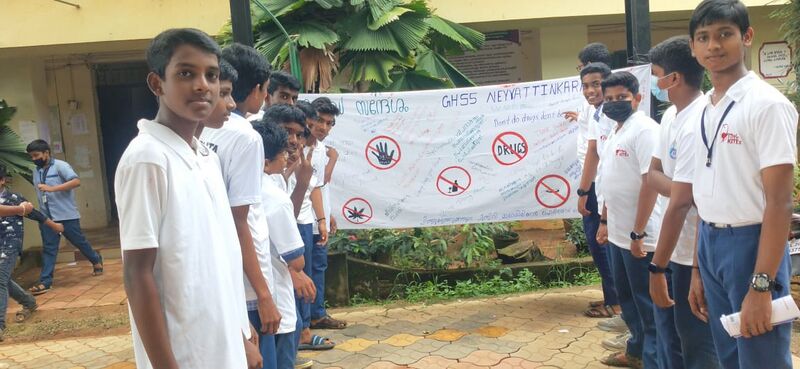 പ്രമാണം:Litle kites camp.jpg